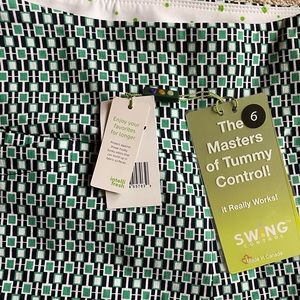 Swing Control Golf Capris